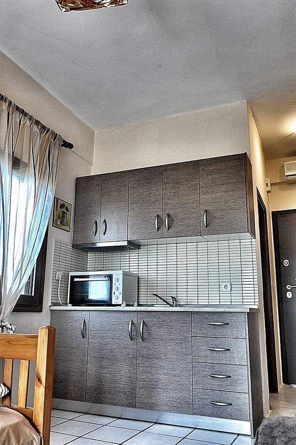 Palm Tree Apartments Psakoudia Exterior photo
